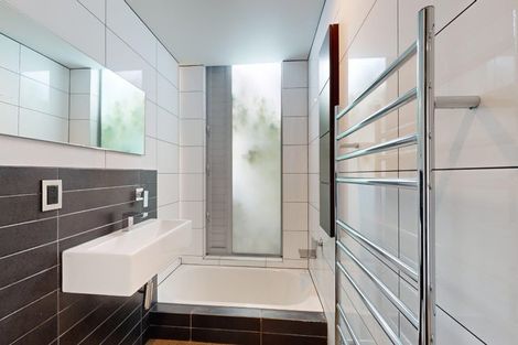 Photo of property in 27b Mana Street, Vogeltown, Wellington, 6021