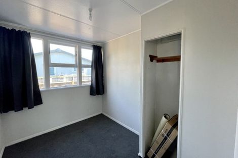 Photo of property in 8a Karaka Street, Castlecliff, Whanganui, 4501