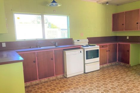 Photo of property in 42 Hume Street, Waitara, 4320