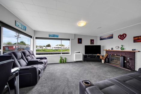 Photo of property in 3 Egmont Street, Normanby, Hawera, 4614