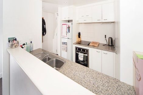 Photo of property in Dakota Buildings, 2e/3 Cheshire Street, Parnell, Auckland, 1052