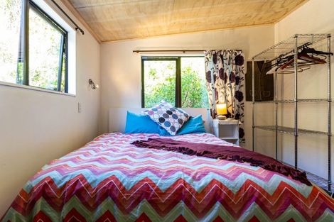 Photo of property in 26 Mackinnon Terrace, Sunshine Bay, Queenstown, 9300