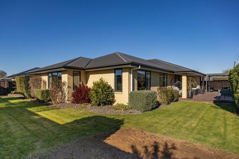 Photo of property in 47 Factory Road, Belfast, Christchurch, 8051