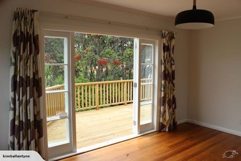 Photo of property in 8 Rodney Street, Northland, Wellington, 6012