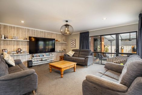 Photo of property in 24 Ainslee Street, Highlands Park, New Plymouth, 4312
