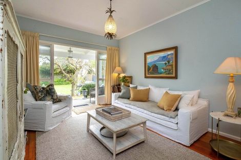 Photo of property in 15 Pipi Street, Te Awanga, 4102