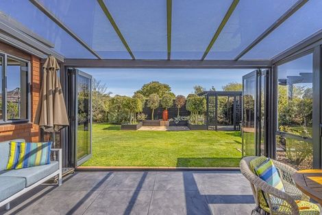 Photo of property in 29 Greystoke Lane, Avonhead, Christchurch, 8042