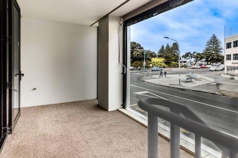 Photo of property in 203/4 Maunganui Road, Mount Maunganui, 3116