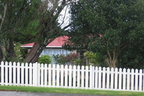 Photo of property in 1/23 Tahi Terrace, Glen Eden, Auckland, 0602