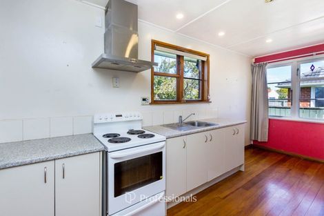 Photo of property in 16 Hazel Street, Ebdentown, Upper Hutt, 5018