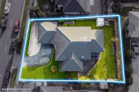 Photo of property in 13 De Havilland Drive, Goodwood Heights, Auckland, 2105