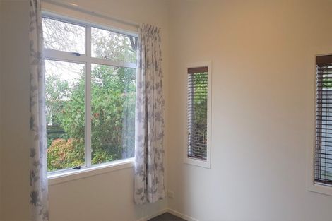 Photo of property in 52 Moore Street, Hillcrest, Auckland, 0627