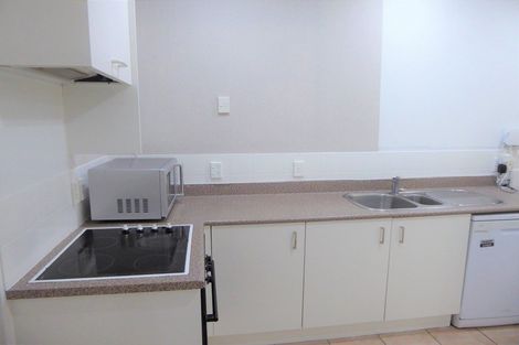 Photo of property in Maddison Apartments, 1/6f Queen Street, Palmerston North, 4410