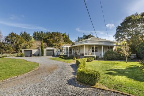 Photo of property in 93 Trickers Road, Bulls, 4818