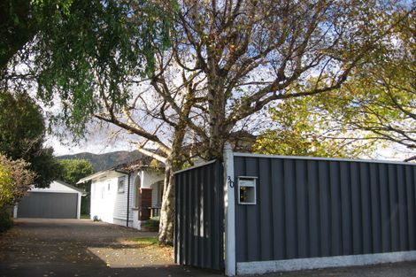 Photo of property in 30 Ludlam Crescent, Woburn, Lower Hutt, 5010