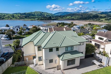 Photo of property in 12 Bowsprit Way, Whitby, Porirua, 5024