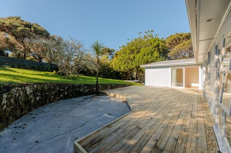 Photo of property in 1 Keith Smith Avenue, Beach Haven, Auckland, 0626