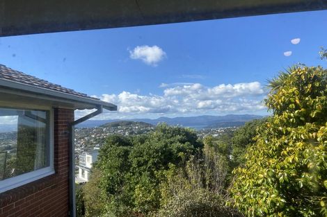 Photo of property in 37 Huntleigh Park Way, Ngaio, Wellington, 6035