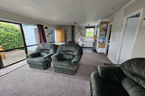 Photo of property in 9 Arthur Road, Owaka, 9585