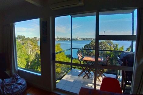 Photo of property in 2/198 Hurstmere Road, Takapuna, Auckland, 0622