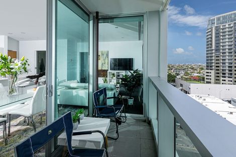 Photo of property in Sentinel Apartments, 905/3 Northcroft Street, Takapuna, Auckland, 0622
