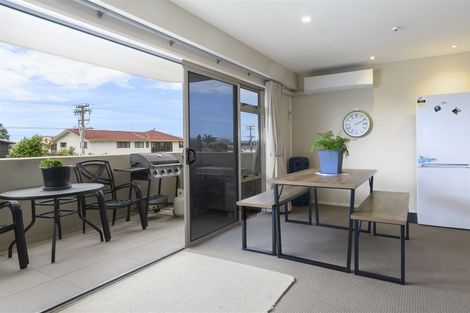 Photo of property in 1/1086 Papamoa Beach Road, Papamoa Beach, Papamoa, 3118