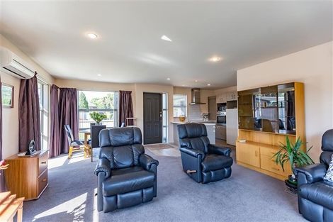 Photo of property in 1/27 Wilsons Road South, Saint Martins, Christchurch, 8022