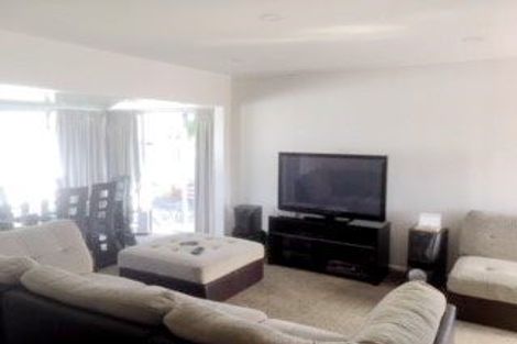 Photo of property in 32 Mildmay Road, Henderson, Auckland, 0610