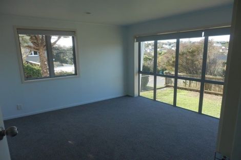 Photo of property in 1/28 Bournemouth Terrace, Murrays Bay, Auckland, 0630