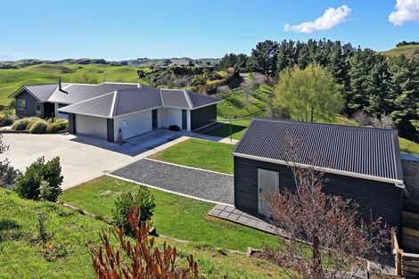 Photo of property in 682 Swamp Road, Puketapu, Napier, 4183