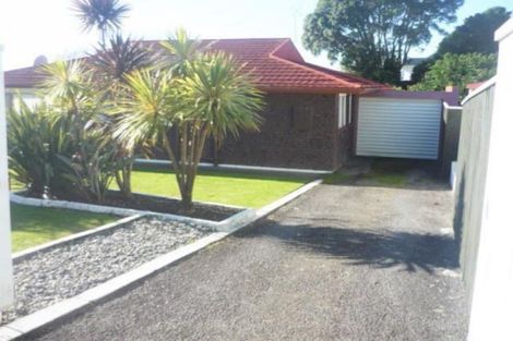 Photo of property in 6 Cabot Place, Frankleigh Park, New Plymouth, 4310