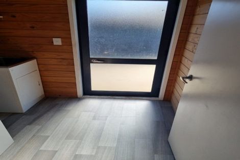 Photo of property in 9 Dampier Avenue, Awapuni, Palmerston North, 4412