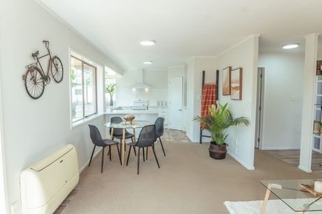 Photo of property in 1/16 Fieldstone Court, Northpark, Auckland, 2013