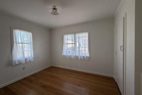 Photo of property in 117 Coronation Road, Hillcrest, Auckland, 0627