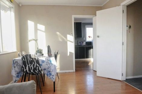 Photo of property in 33 Lister Crescent, Maraenui, Napier, 4110