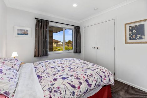 Photo of property in 95 Oriental Parade, Papamoa Beach, Papamoa, 3118