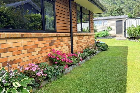 Photo of property in 12a Cargills Road, Barrytown, Runanga, 7873