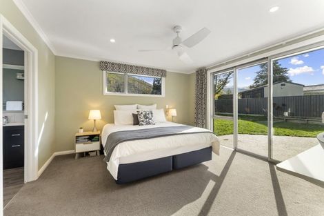 Photo of property in 20 Perriam Place, Mount Pisa, Cromwell, 9383