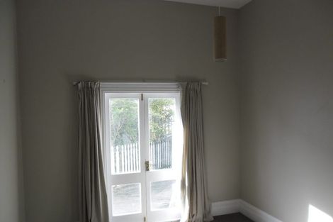 Photo of property in 8 Boston Terrace, Aro Valley, Wellington, 6021