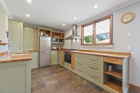 Photo of property in 16 Vance Street, Shannon, 4821