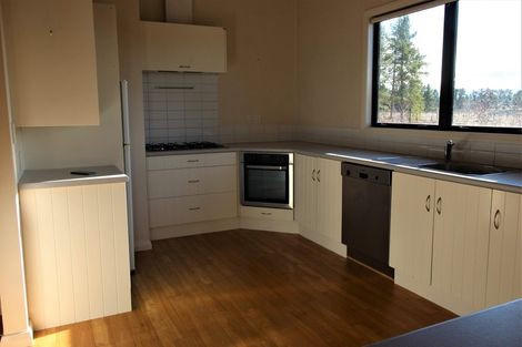 Photo of property in 154 Hillview Road, Alexandra, 9391