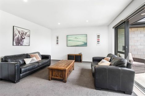 Photo of property in 31 Lewis Crescent, Rolleston, 7614