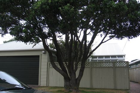 Photo of property in 61 Hector Street, Seatoun, Wellington, 6022