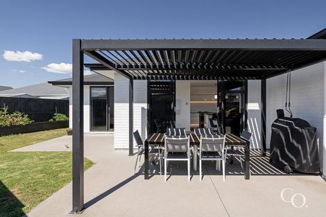 Photo of property in 51 Kahuparere Crescent, Pyes Pa, Tauranga, 3112