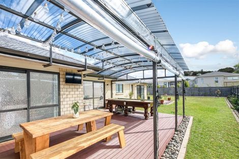 Photo of property in 7 Kahika Grove, Huapai, Kumeu, 0810