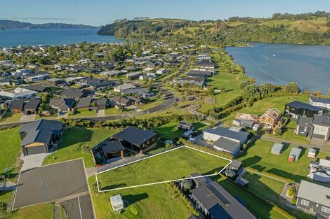 Photo of property in 4 Joyce Harsant Place, Cooks Beach, 3591