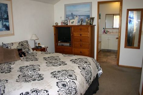 Photo of property in 63 Aldinga Avenue, Stoke, Nelson, 7011