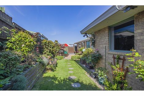 Photo of property in 5 Ellesmere Place, Oceanview, Timaru, 7910