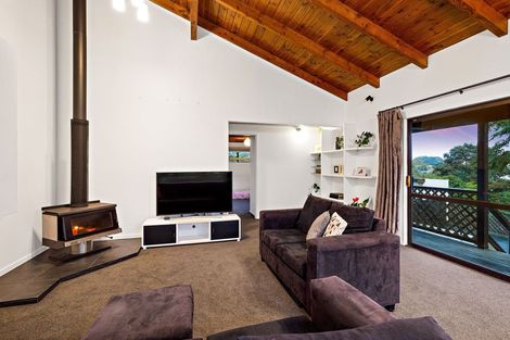 Photo of property in 117 Oreil Avenue, West Harbour, Auckland, 0618