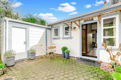 Photo of property in 17 Beach Road, Paekakariki, 5034